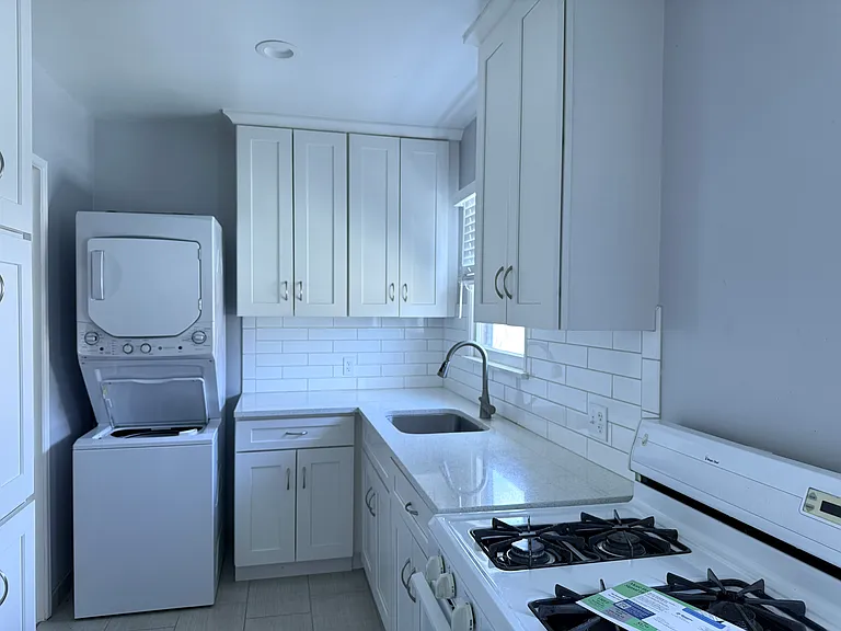 4137 E Jacinto Way — Photo 3