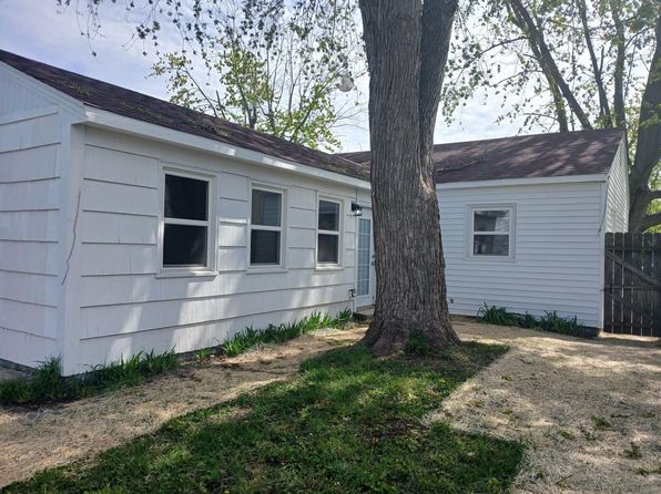 7616 Walnut Ave, Hammond, IN 46324