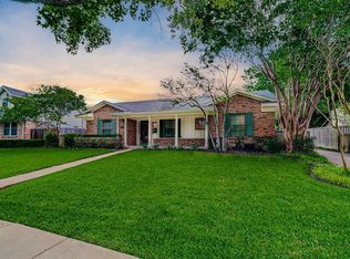 9018 Flicker Ln, Dallas, TX 75238