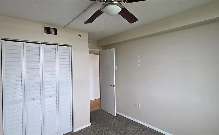 701 S Madison Ave #407 — Photo 21