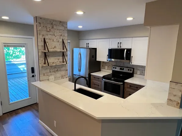 11 W Ellsworth Ave APT 20, Denver, CO 80223