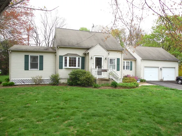 32 Norton Heights, Wolcott, CT 06716