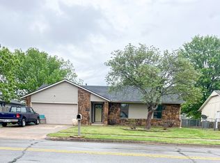 8403 N 123rd Ave E, Owasso, OK 74055