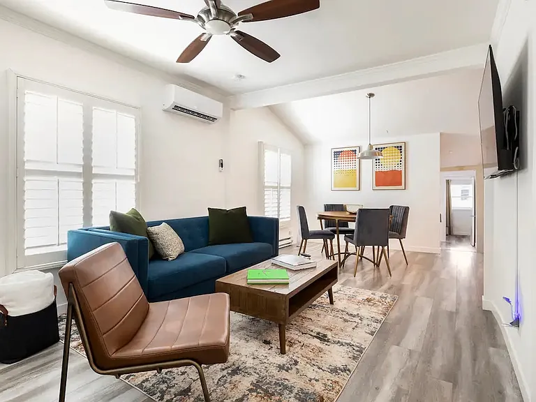 1071 Newport Ave — Photo 11