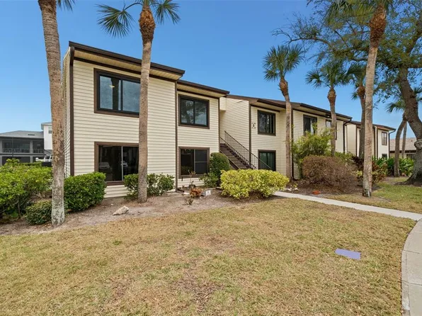377 Moorings Cove Dr #9H, Tarpon Springs, FL 34689