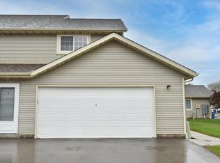 429 Slinger Rd UNIT T-4, Slinger, WI 53086