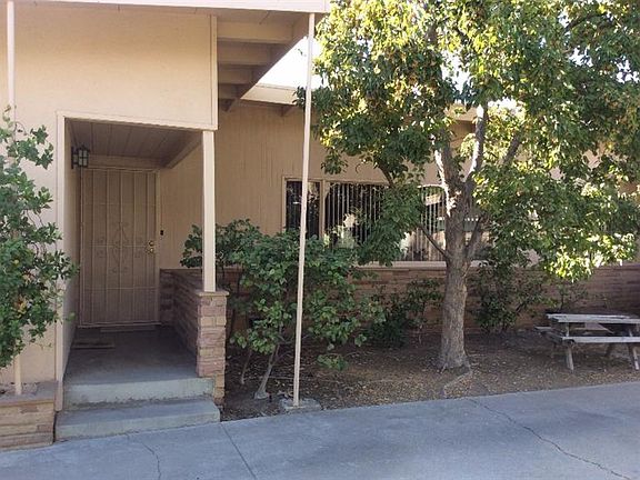 5th image of 2727 E Brown Ave