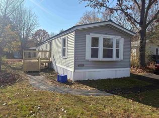 23 Cherry St, Exeter, NH 03833