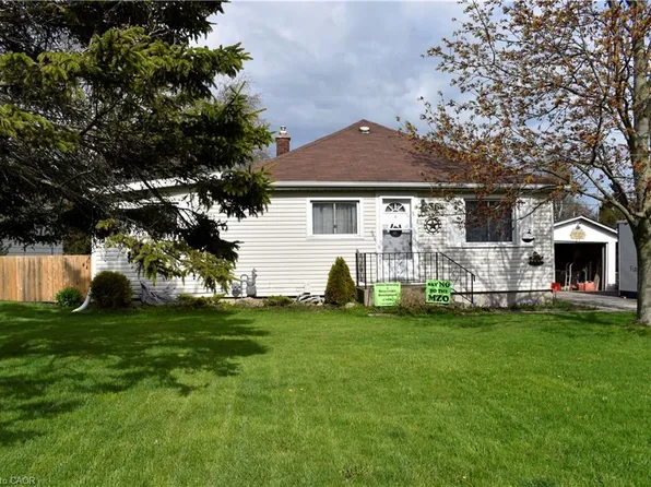36 Woodhouse Ave, Norfolk County, ON N0A 1N8