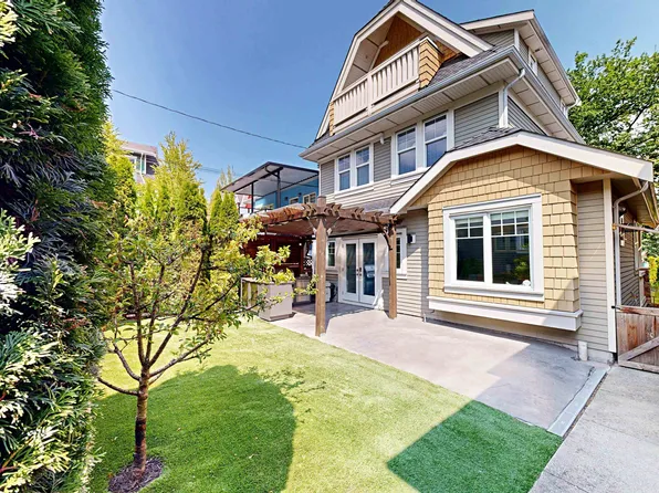 1338 E 23rd Ave, Vancouver, BC V5V 1Z2