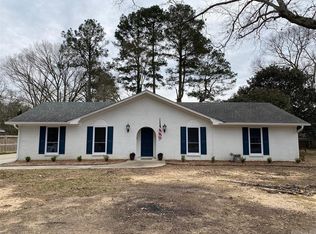 718 Pine Ridge Dr, Hamburg, AR 71646