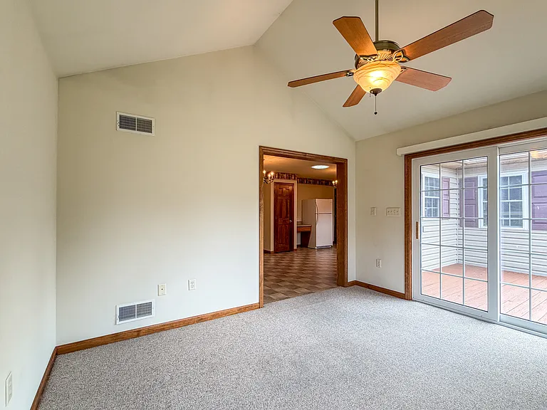 1387 Sheep Hill Rd — Photo 14