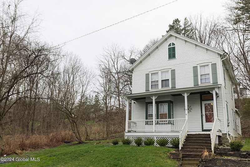 2nd image of 10 Colvin Avenue