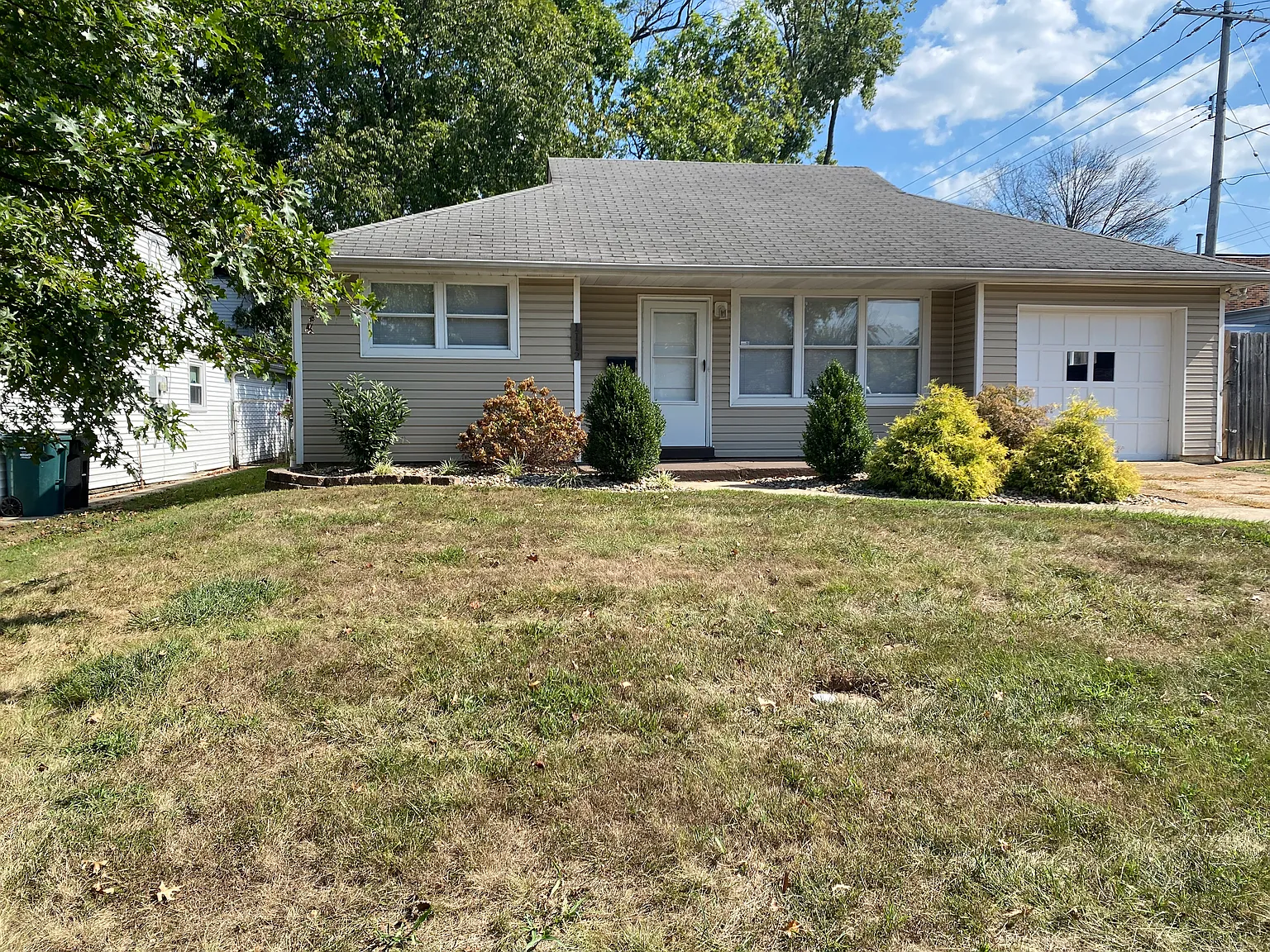 1112 N Geyer Rd — Photo 1