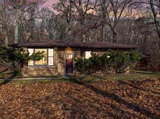 6629 East Rd, Three Oaks, MI 49128