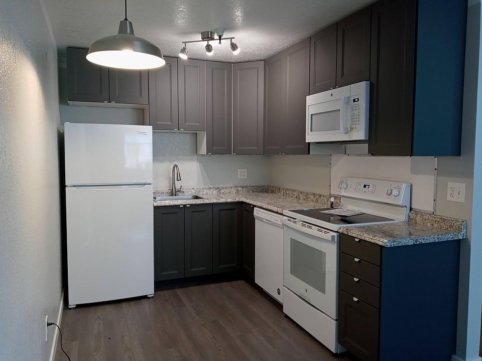 1st image of 1940 Prospector Ave #122