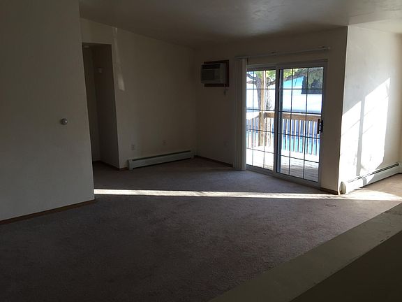 2nd image of 525 Union St #0