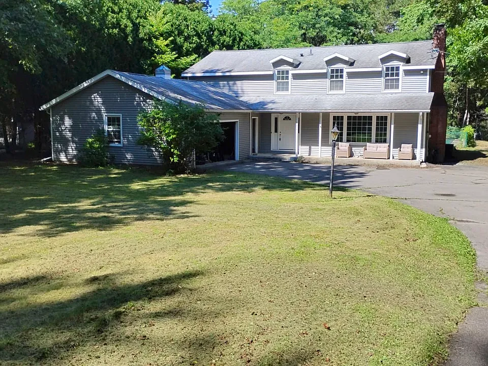 1030 Hanshaw Rd
