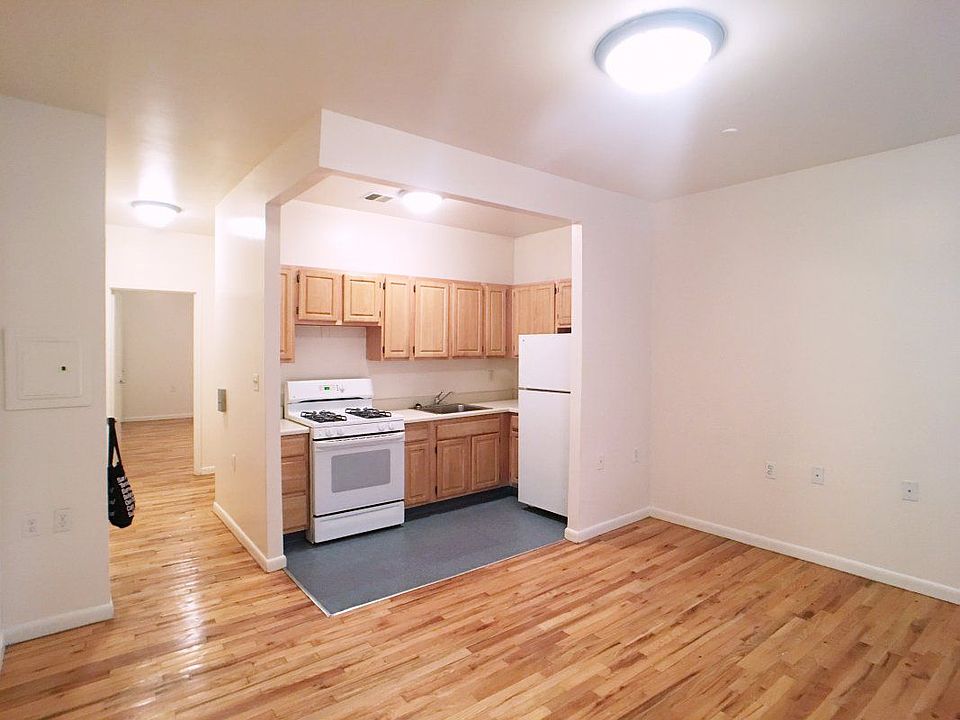 2nd image of 1827 7th Ave APT 1A