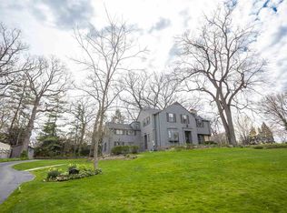 807 Overlook Rd, Rockford, IL 61107