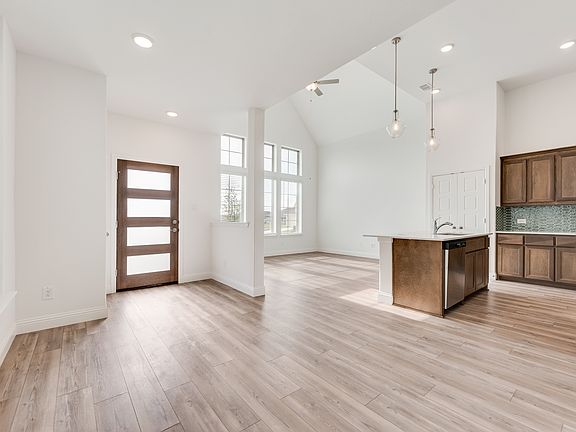 02_Mulberry_Representative Photo