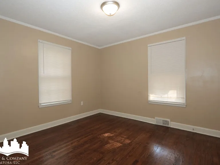905 Parkhaven Ln — Photo 14