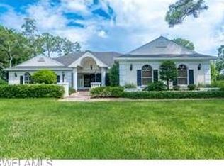 2239 Queens Way, Naples, FL 34112