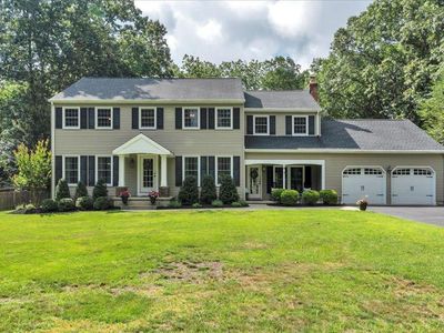 8 Stonehenge Dr, Medford, NJ, 08055