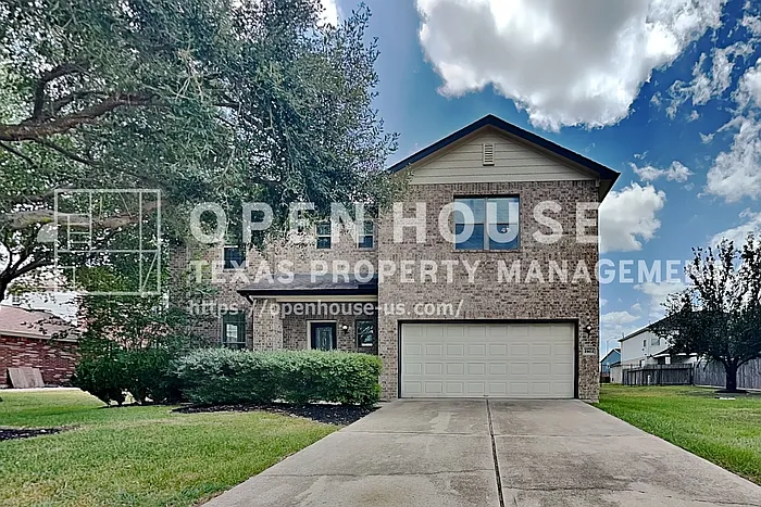 2902 Crestbrook Bend Ln