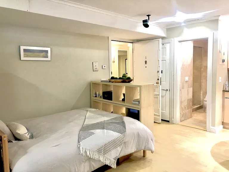 232 Beacon St #1 — Photo 1