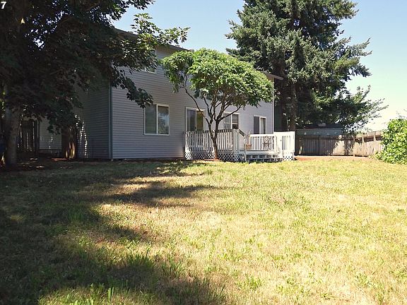 4th image of 11915 NE 48th Cir