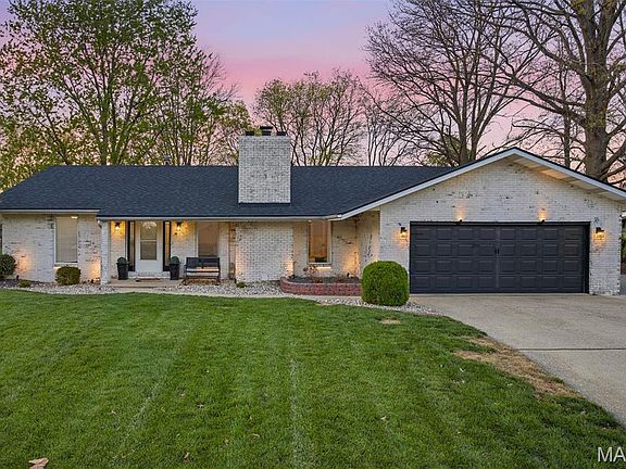 4th image of 484 Pike Dr W