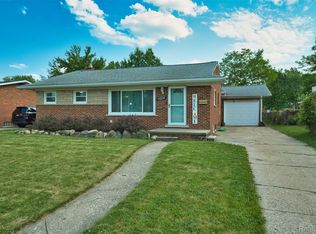 11214 Canal Rd, Sterling Heights, MI 48314