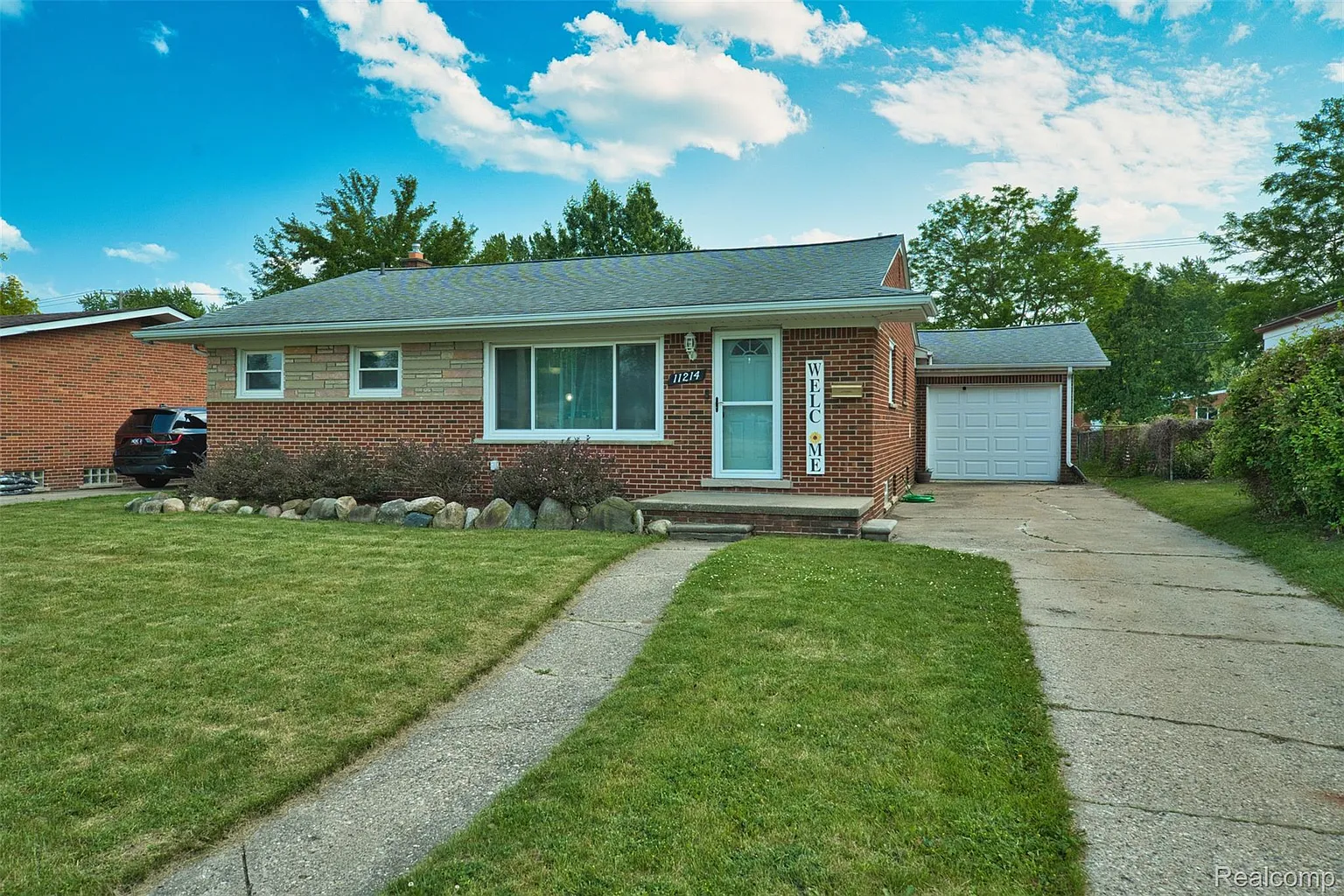 11214 Canal Rd photo 1