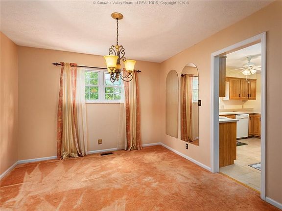 5th image of 1016 Lynn Oak Dr