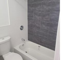 1032A E 233rd St #1, Bronx, NY 10466