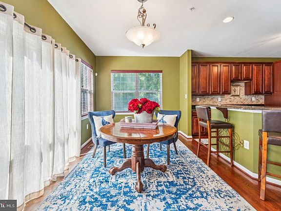 4th image of 20861 Harvest Mill Ct