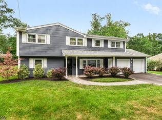 41 Holly Glen Ln S, Berkeley Heights, NJ 07922