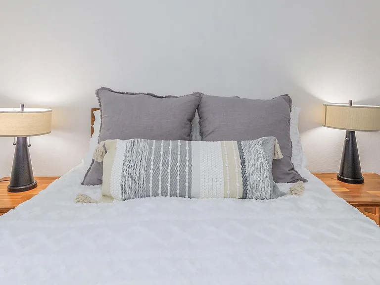 2 BED 2 BATH