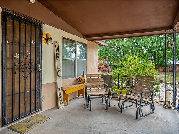 3rd image of 7 Calle Orilla