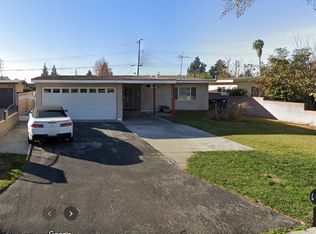 9876 Maxine St, Pico Rivera, CA 90660