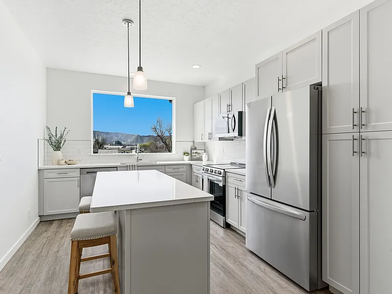 510 Diamond Ln — Photo 13