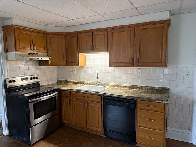 1st image of 426 Bridge St APT 2