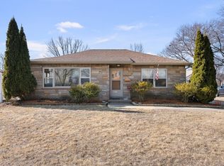 2617 19th St, Moline, IL 61265