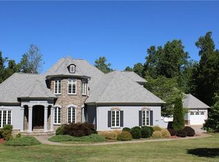 5835 Morning Star Rd, Lake Wylie, SC 29710