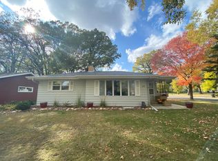 1237 N Burlington Ave, Fergus Falls, MN 56537