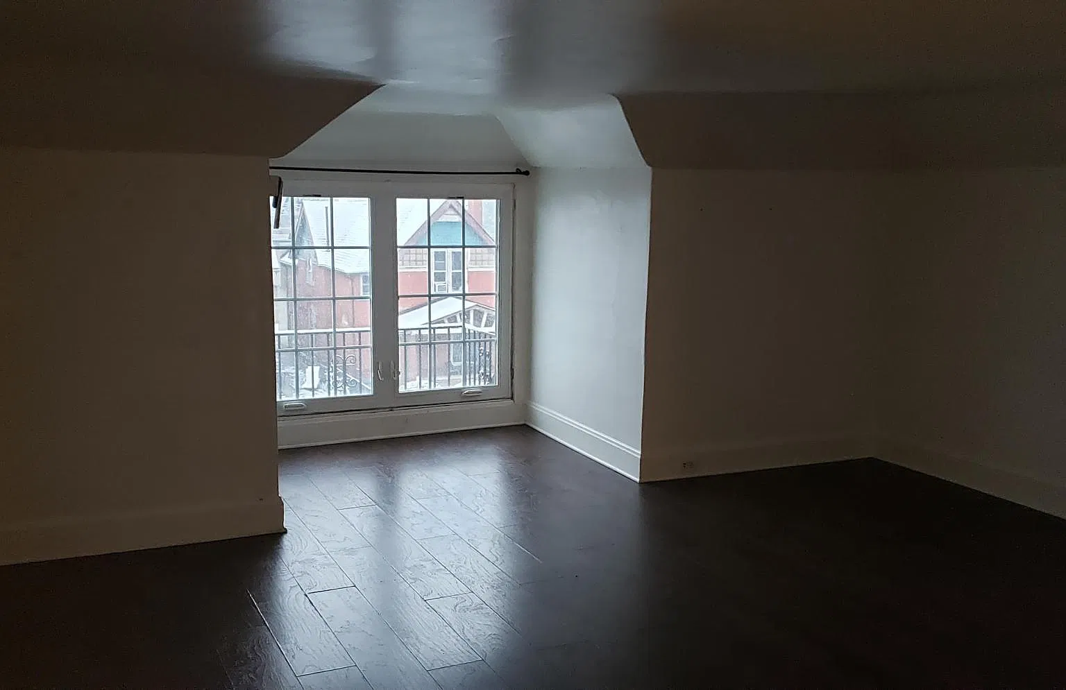 1 bed, 600 sqft, $1,000 — Photo 3