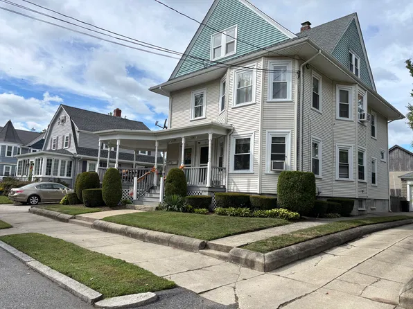 49 Blackamore Ave Floor 3, Cranston, RI 02910