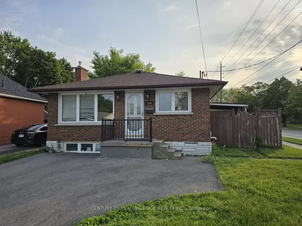 214 Gibbons St #Basement, Oshawa, ON L1J 4Y4