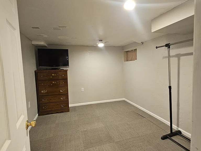 507 Lorey Dr — Photo 4